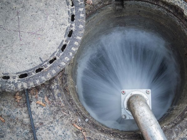 Barınaklar Kanalizasyon Temizleme