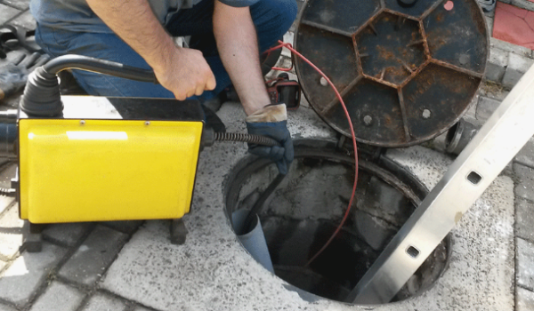 Kundu Kanalizasyon Temizleme